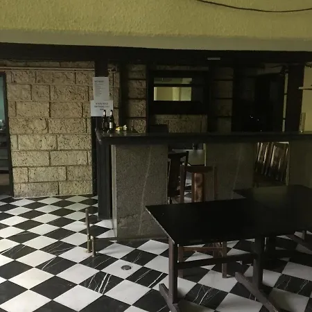 Hostel Botanika *
