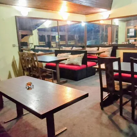 Botanika Hostal Varna