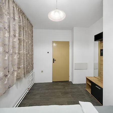 Hostel Botanika *