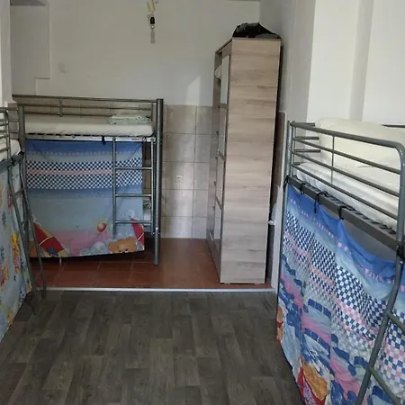 Hostal Botanika *